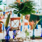 Wazon kobaltowy, szklany, wysoki, ze złotym dekorem, mix 5 sztuk Wazon kobaltowy, szklany, wysoki, ze złotym dekorem, mix 5 sztuk