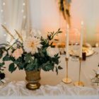 Złota waza, antyczne złoto, metalowa wys. 19 cm Złota waza, antyczne złoto, metalowa wys. 19 cm