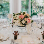 Patera szklana z dekoracyjną kulką wys. 13,5 cm Patera szklana z dekoracyjną kulką wys. 13,5 cm