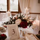 Patera szklana z dekoracyjną kulką wys. 13,5 cm Patera szklana z dekoracyjną kulką wys. 13,5 cm