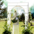 Konstrukcja ŁUK złoty, metalowy z białym plexi wys. 2,77 m Konstrukcja ŁUK złoty, metalowy z białym plexi wys. 2,77 m