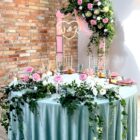 Stelaż ŁUK 2 w 1 złoty, metalowy wys. 2,3 m Stelaż ŁUK 2 w 1 złoty, metalowy wys. 2,3 m