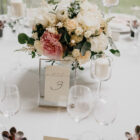 Patera szklana z dekoracyjną kulką wys. 13,5 cm Patera szklana z dekoracyjną kulką wys. 13,5 cm