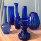 Wazon kobaltowy, szklany, mały - mix wysokości 25 sztuk Wazon kobaltowy, szklany, mały - mix wysokości 25 sztuk