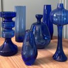 Wazon kobaltowy, szklany, mały - mix wysokości 25 sztuk Wazon kobaltowy, szklany, mały - mix wysokości 25 sztuk